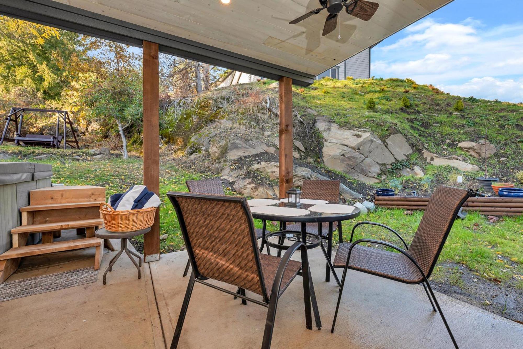 VI Cottage North Saanich ภายนอก รูปภาพ